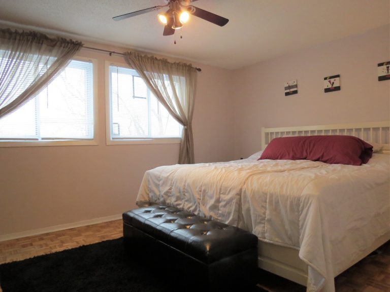 SOLD! 40K Over Ask! Townhouse in Bells Corners, ON Graham b