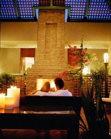 spa-avania-couple