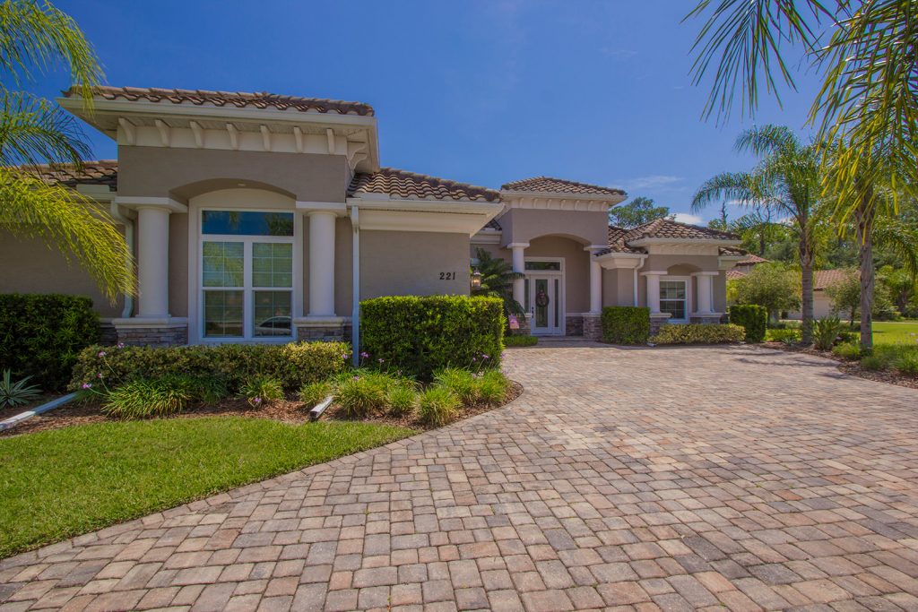 Stunning estate home in Palm Coast, FL is ready for its new owner!