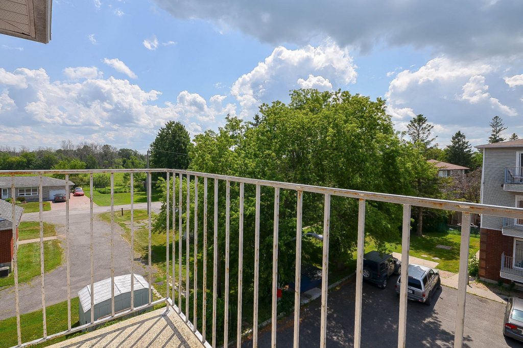 902 Notre Dame St. Unit 300 Embrun ON K0A1W0 Graham b Ottawa