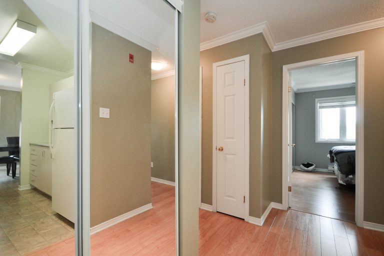 902 Notre Dame St. Unit 300 Embrun ON K0A1W0 Graham b Ottawa