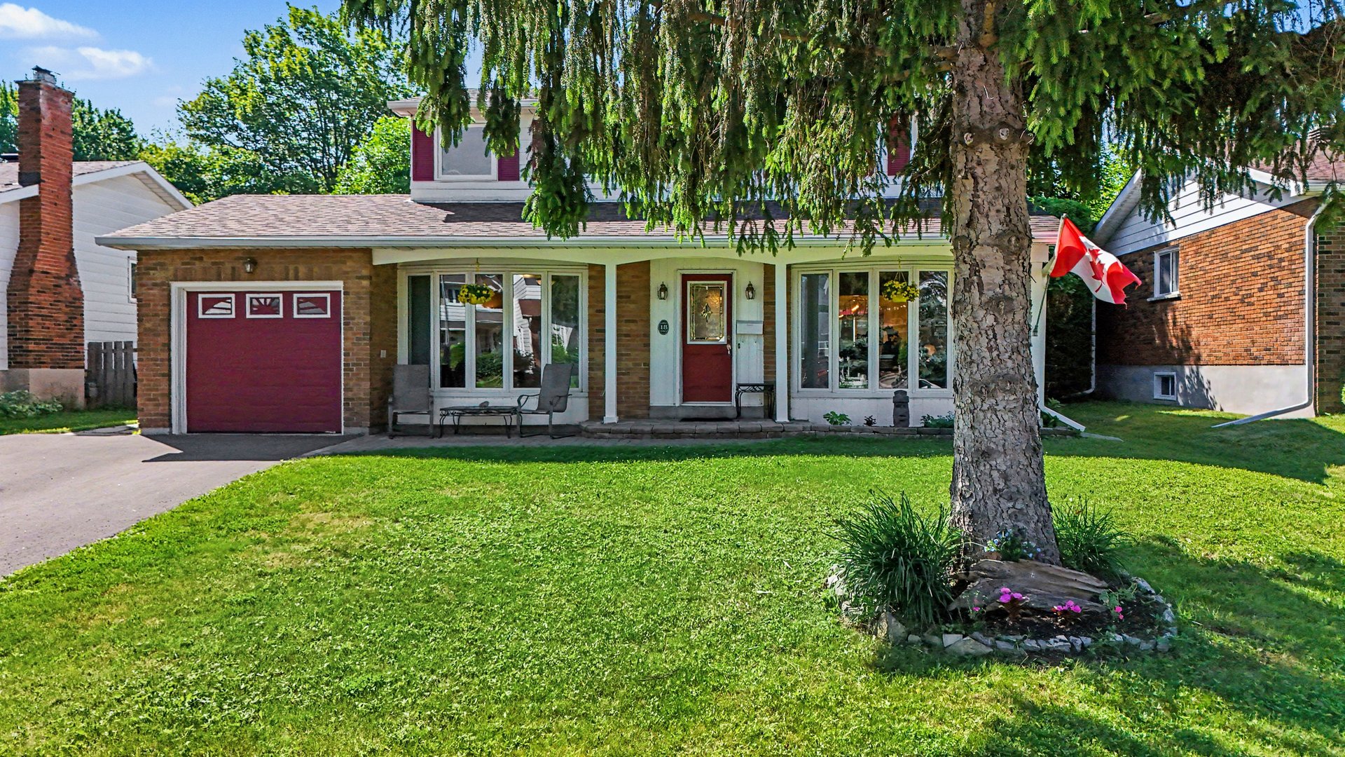 18 Highpark Crescent, Ottawa, ON K1B 3G8 (44)