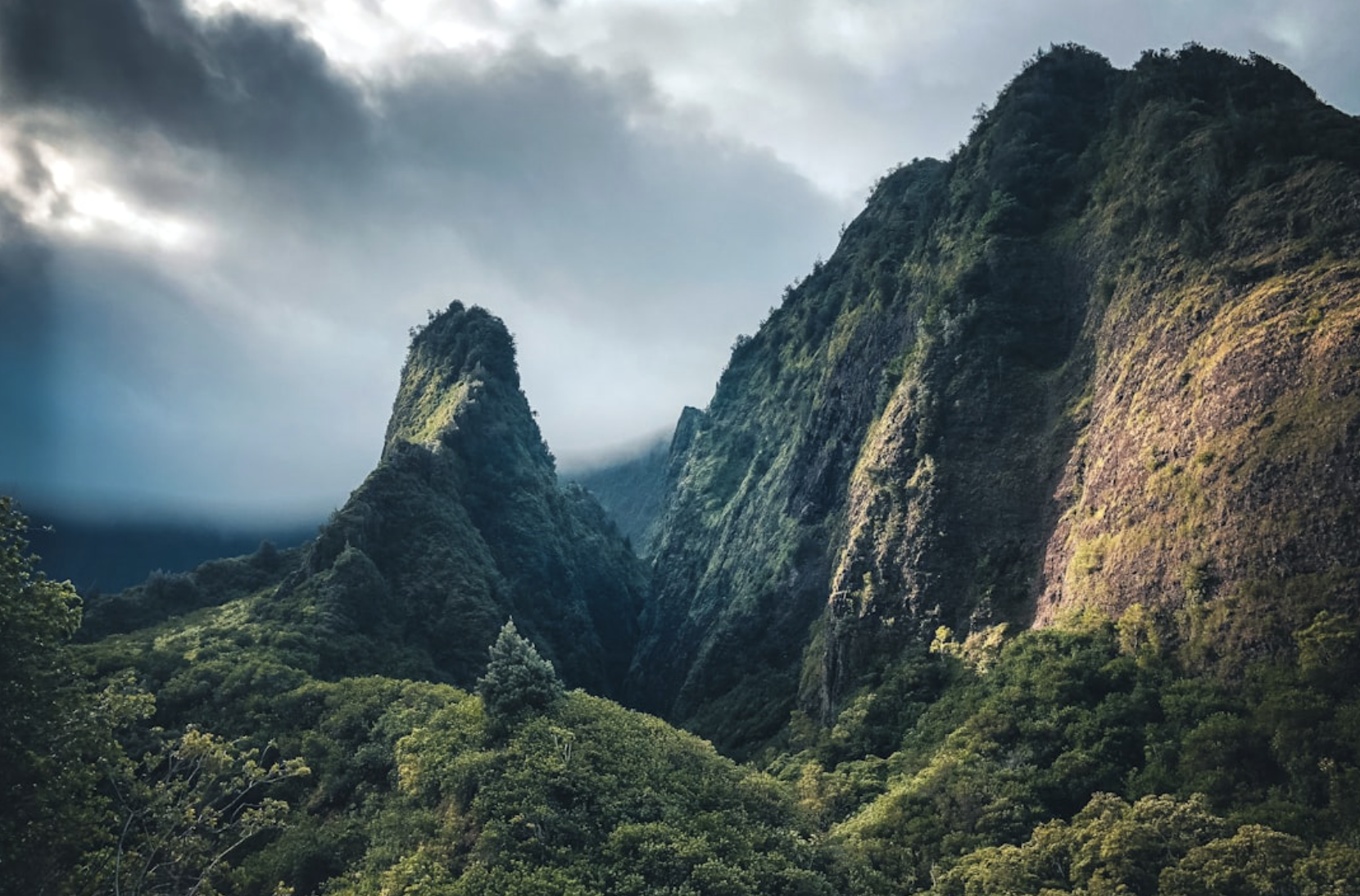 iao-valley-wailuku-maui