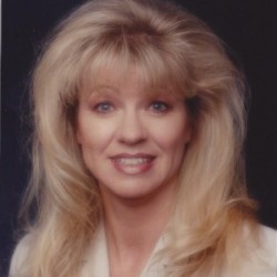 Amy Holcombe