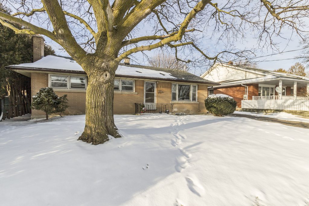 Fabulous Bungalow with Legal In-Law Suite For Sale, Cambridge, Ontario