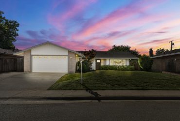 Beautiful Roseville Home With A Fantastic Location