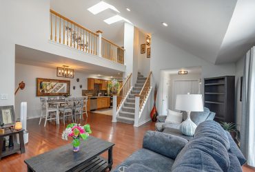 4893 S Waterview Court Greenfield, WI 53220 – Villas at Honey Creek