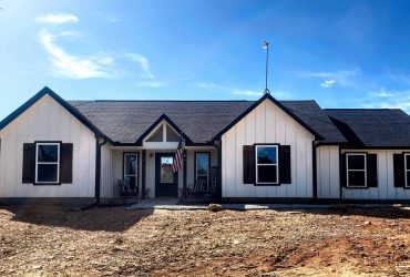 130 Wooded Acres Dr., Mineral Wells, TX 76067