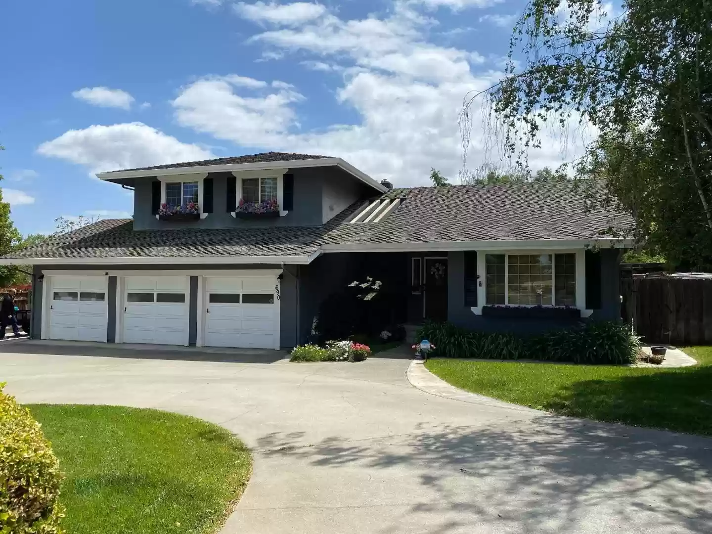 690 Dawn Way Gilroy CA 95020 - Feature