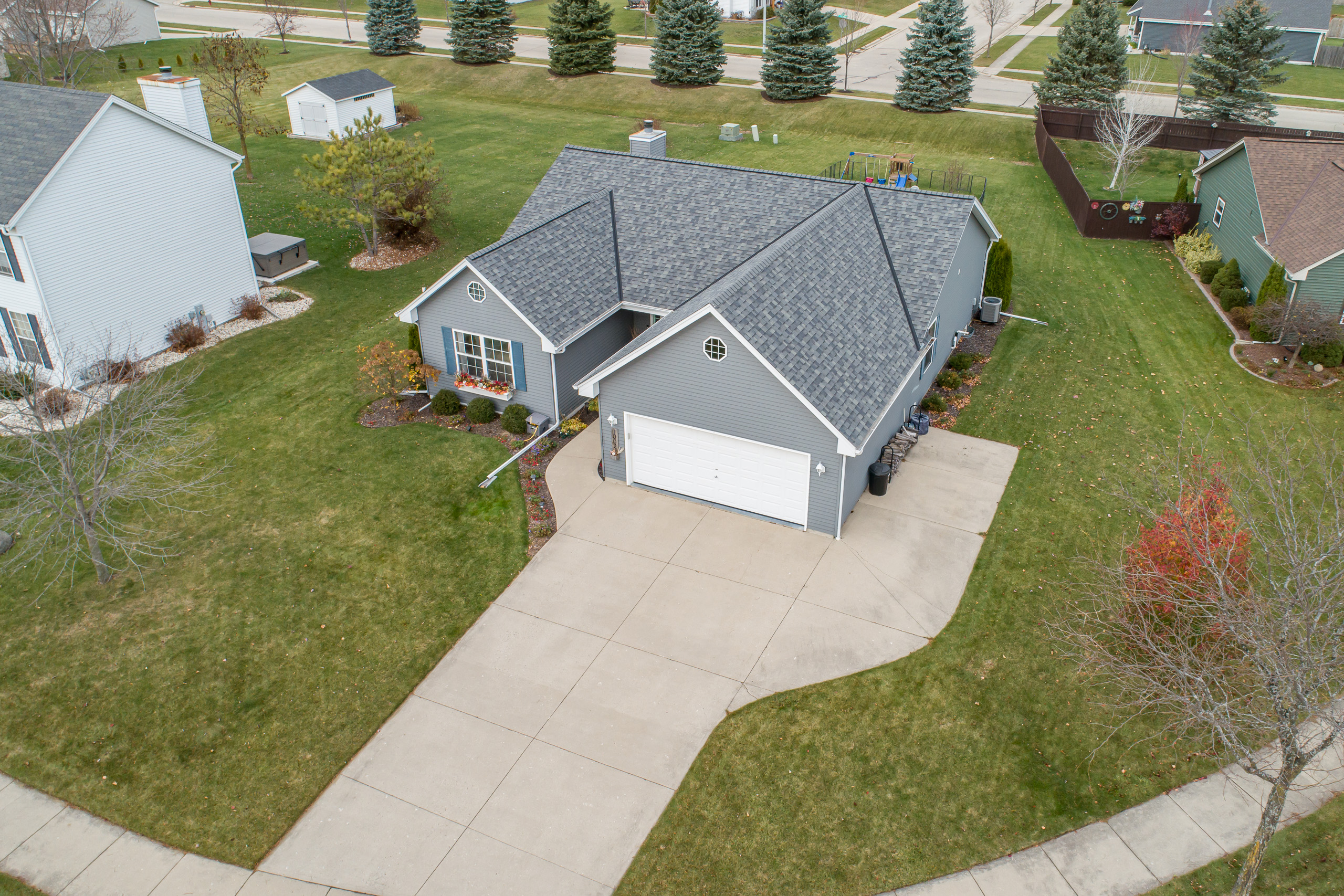 1002 redtail-54