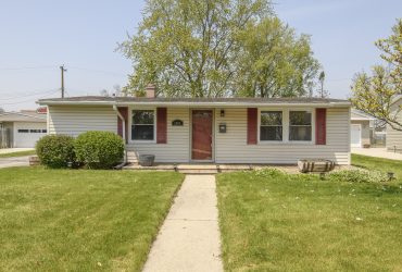 2608 Pinehurst Ave Racine, WI 53403