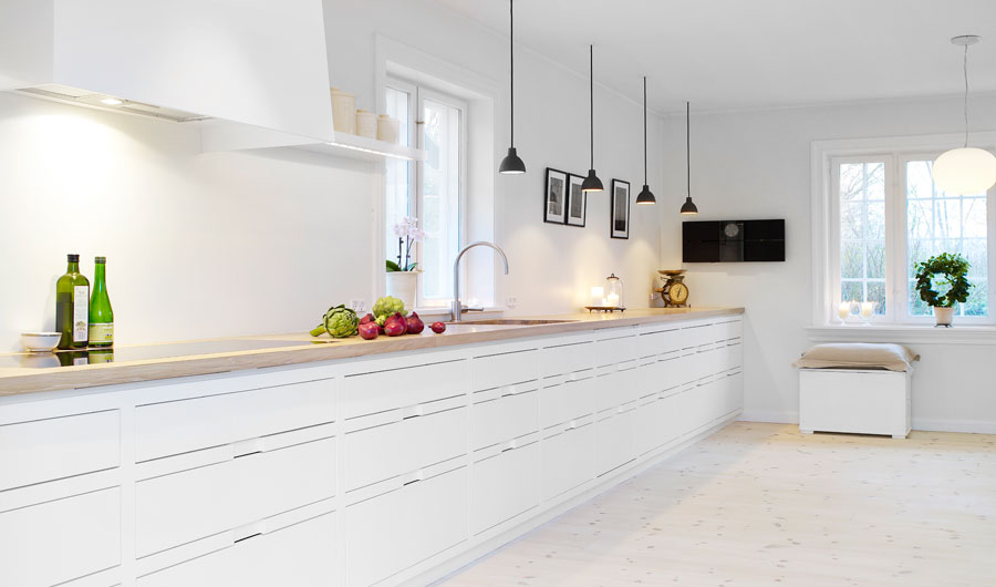 matt-white-with-ash-contemporary-kitchen