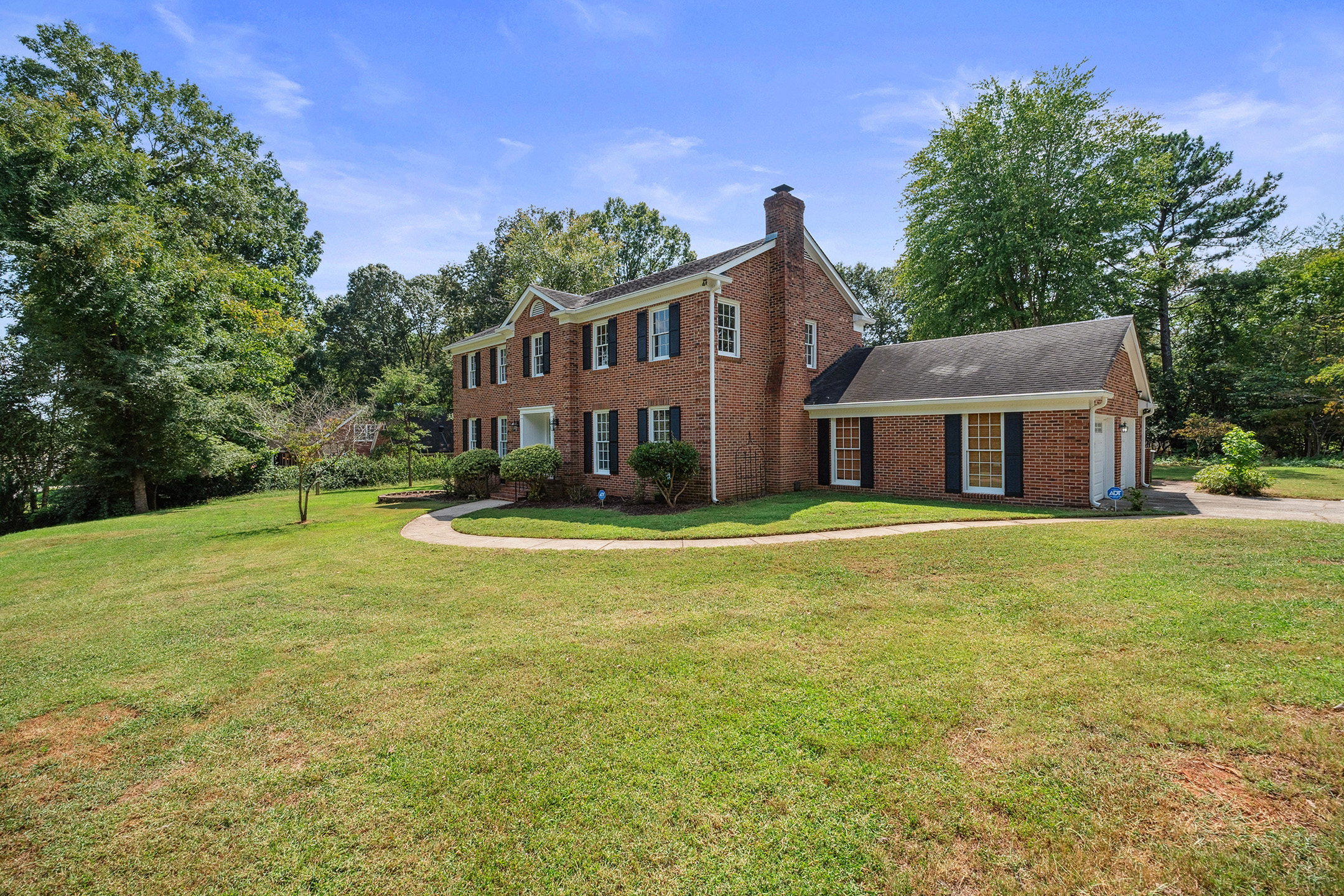 10238 Woodview Circle, Charlotte, NC 28277