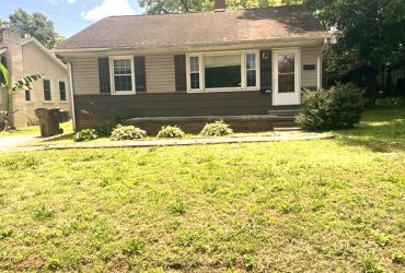 For Sale: 327 Bonview Avenue, Lincolnton, North Carolina 28092