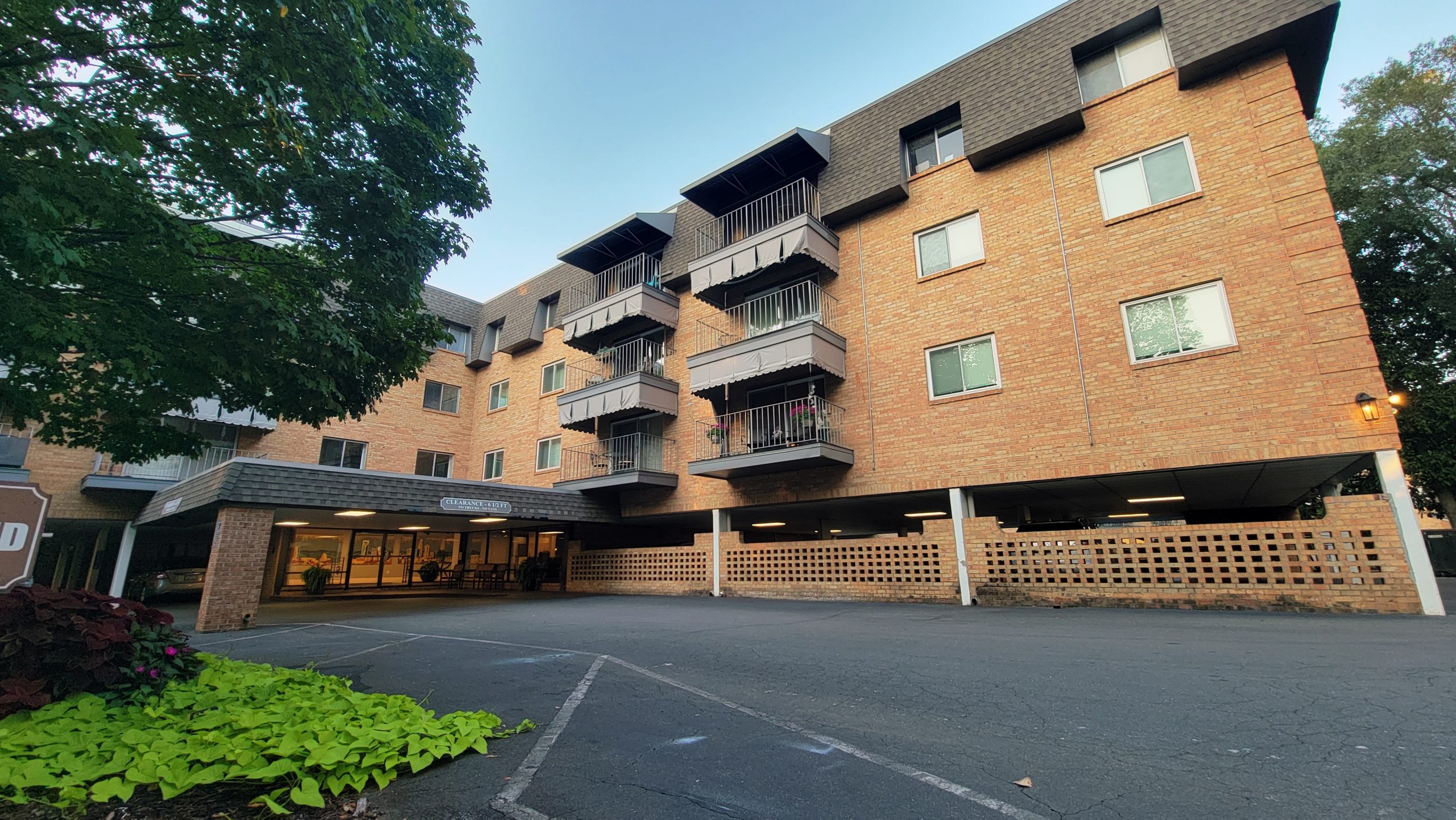 1323 Queens Road #320, Charlotte, NC 28207