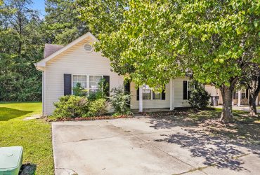 For Sale: 2928 Westwinds Court, Charlotte, North Carolina 28214