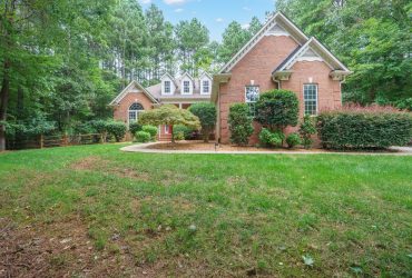For Sale: 723 Beaten Path Road, Mooresville, North Carolina 28117
