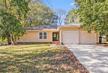 For Sale: 7700 Park Vista Circle, Charlotte, North Carolina 28226