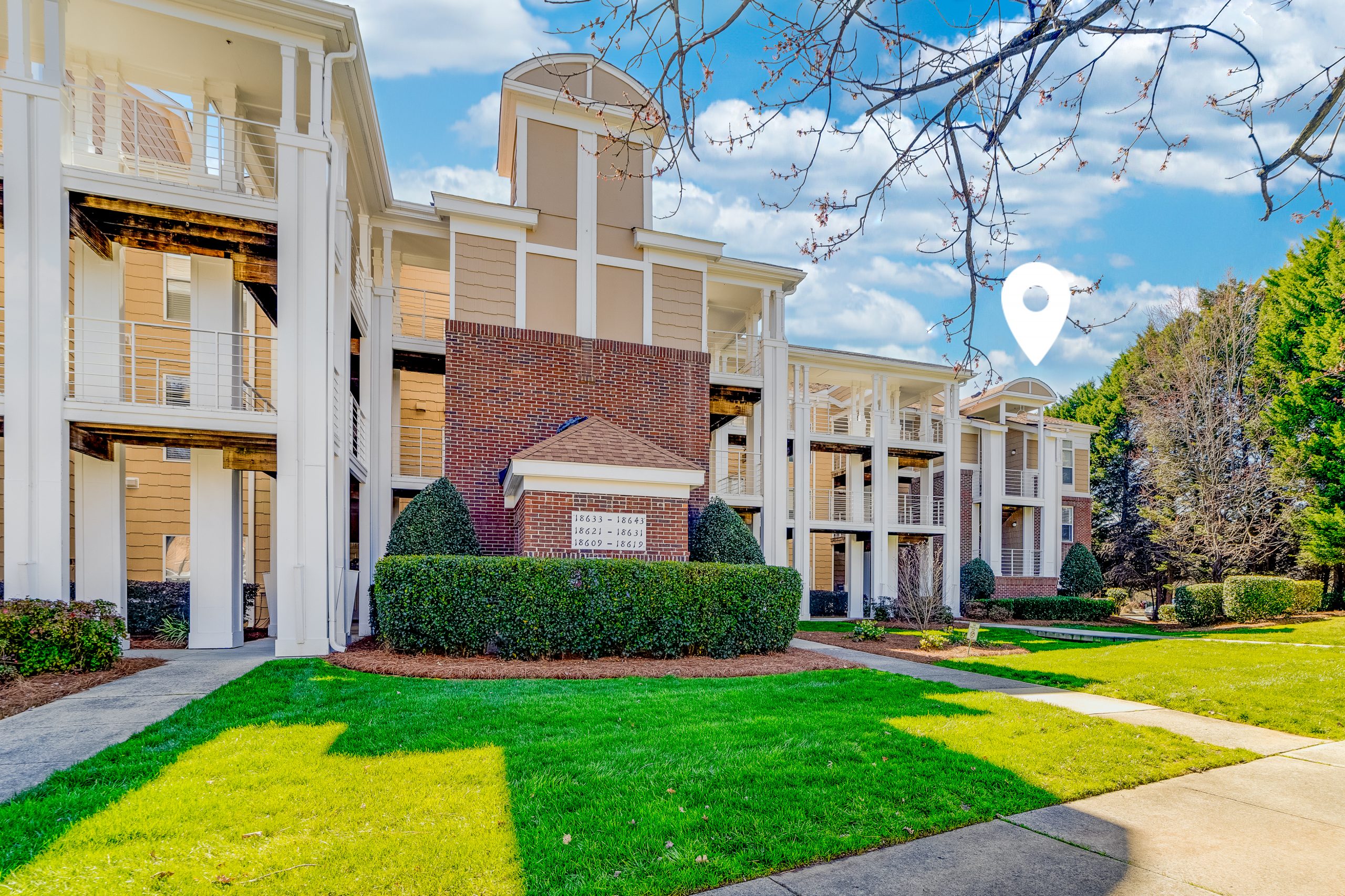  18631 Harborside Drive, Cornelius, NC 28031