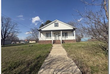 For Sale: 417 E Virginia Avenue, Bessemer City, North Carolina 28016