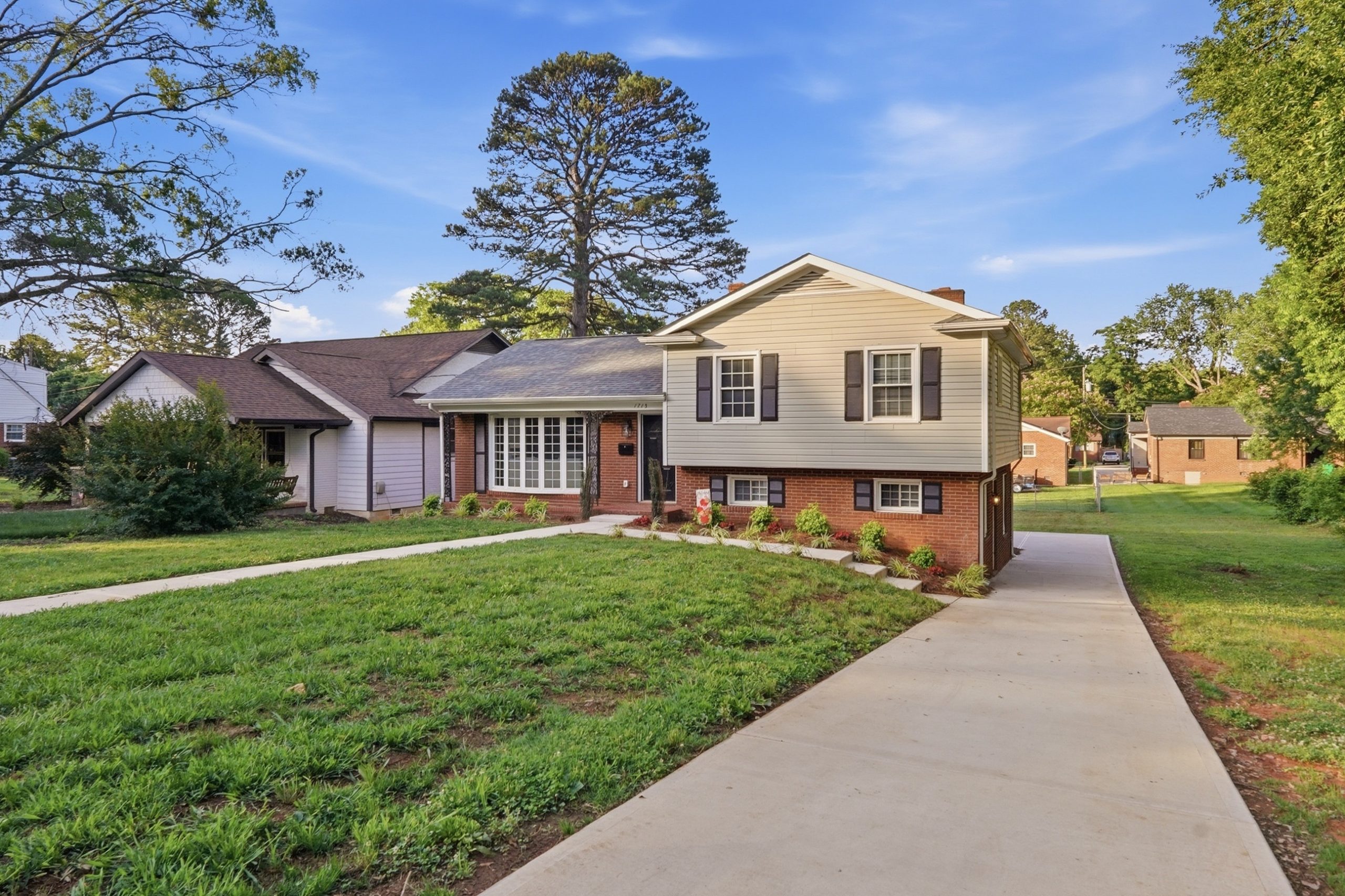 1715 Washington Avenue, Charlotte, NC 28216