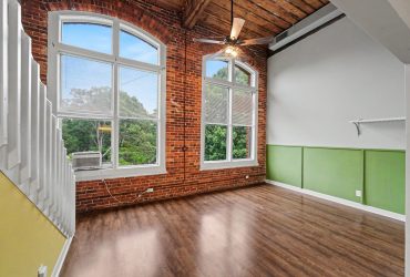 For Sale: 201 S Hoskins Road #316, Charlotte, North Carolina 28208