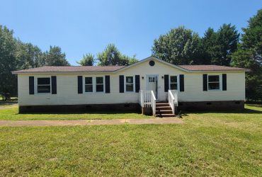 For Sale: 5401 Creek Run Court, Bessemer City, North Carolina 28086