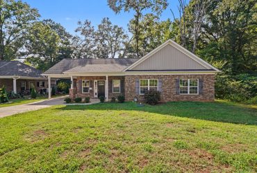 For Sale: 161 Ole Eastpointe Drive, York, South Carolina 29745