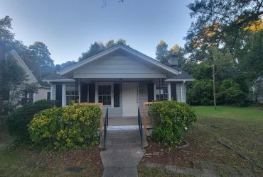 For Sale: 910 W Mauney Avenue, Gastonia, North Carolina 28052