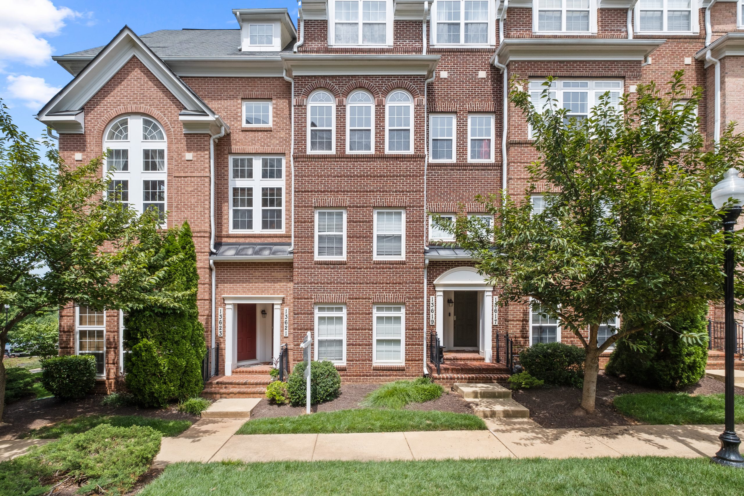 13621 Dover Cliffs Place, Germantown, MD 20874