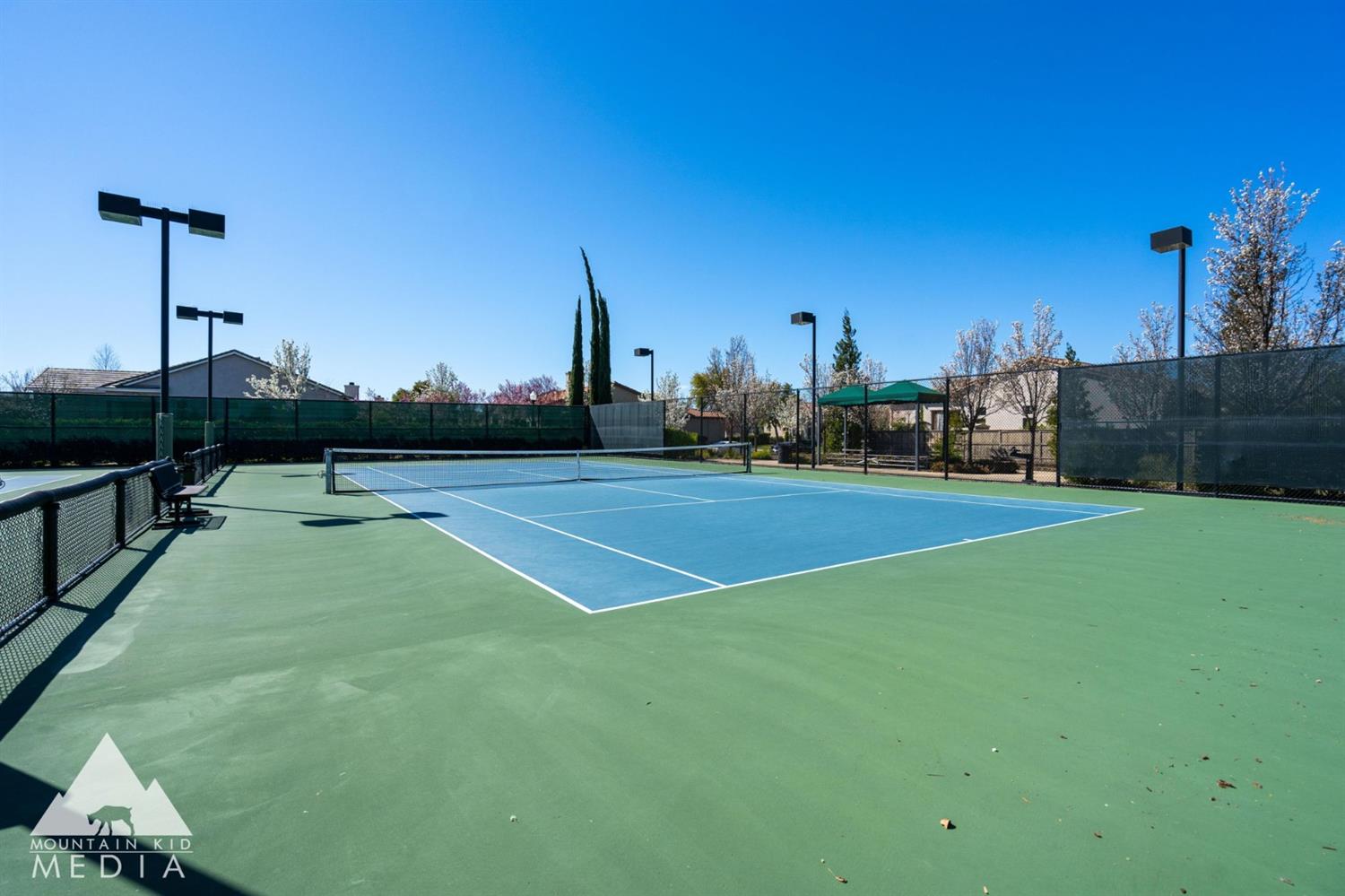 Single story home in Heritage Park located in North Natomas. 55+