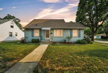 New 4 Bedroom Cape Cod