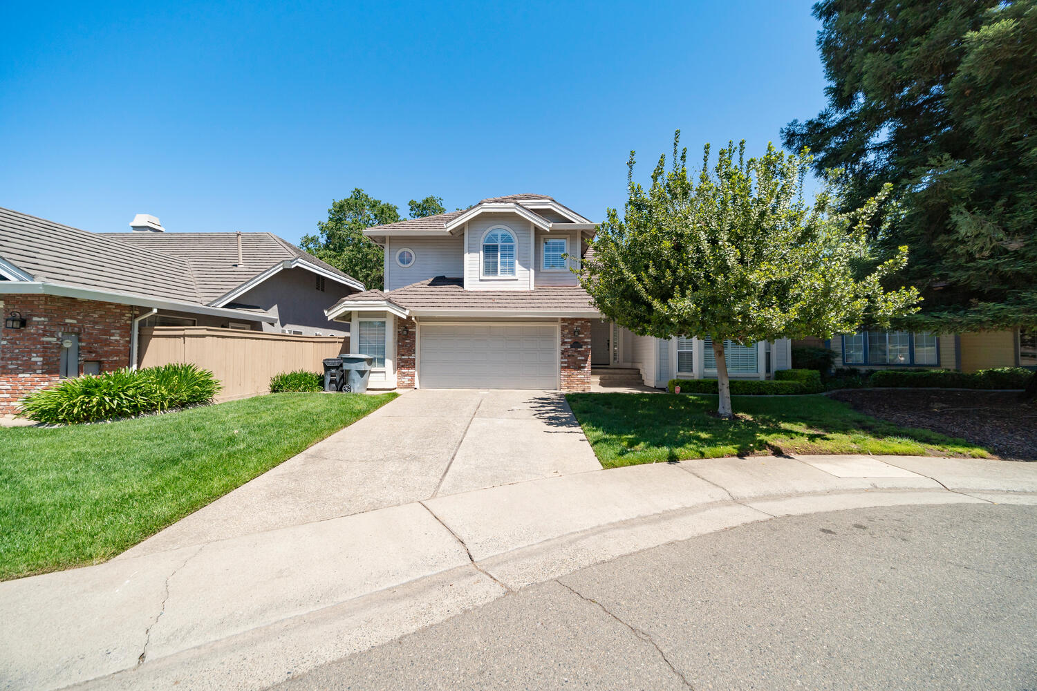 2228 Grizzly Hill Ct Gold-large-003-015-3-1500x1000-72dpi