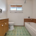2238 Rogue River Dr Sacramento, CA 95826 - Bathroom