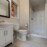 2238 Rogue River Dr Sacramento, CA 95826 - Bathroom