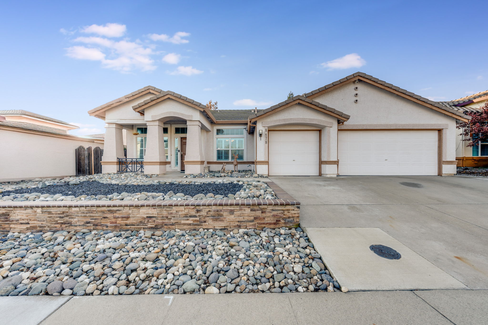 2-web-or-mls-8478-alameda-park-dr
