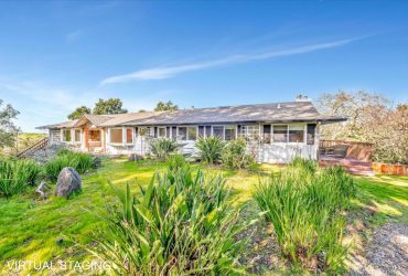 Luxury Living in Los Altos Hills