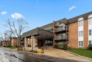 4250 Saratoga Ave Unit 304, Downers Grove, IL 60515