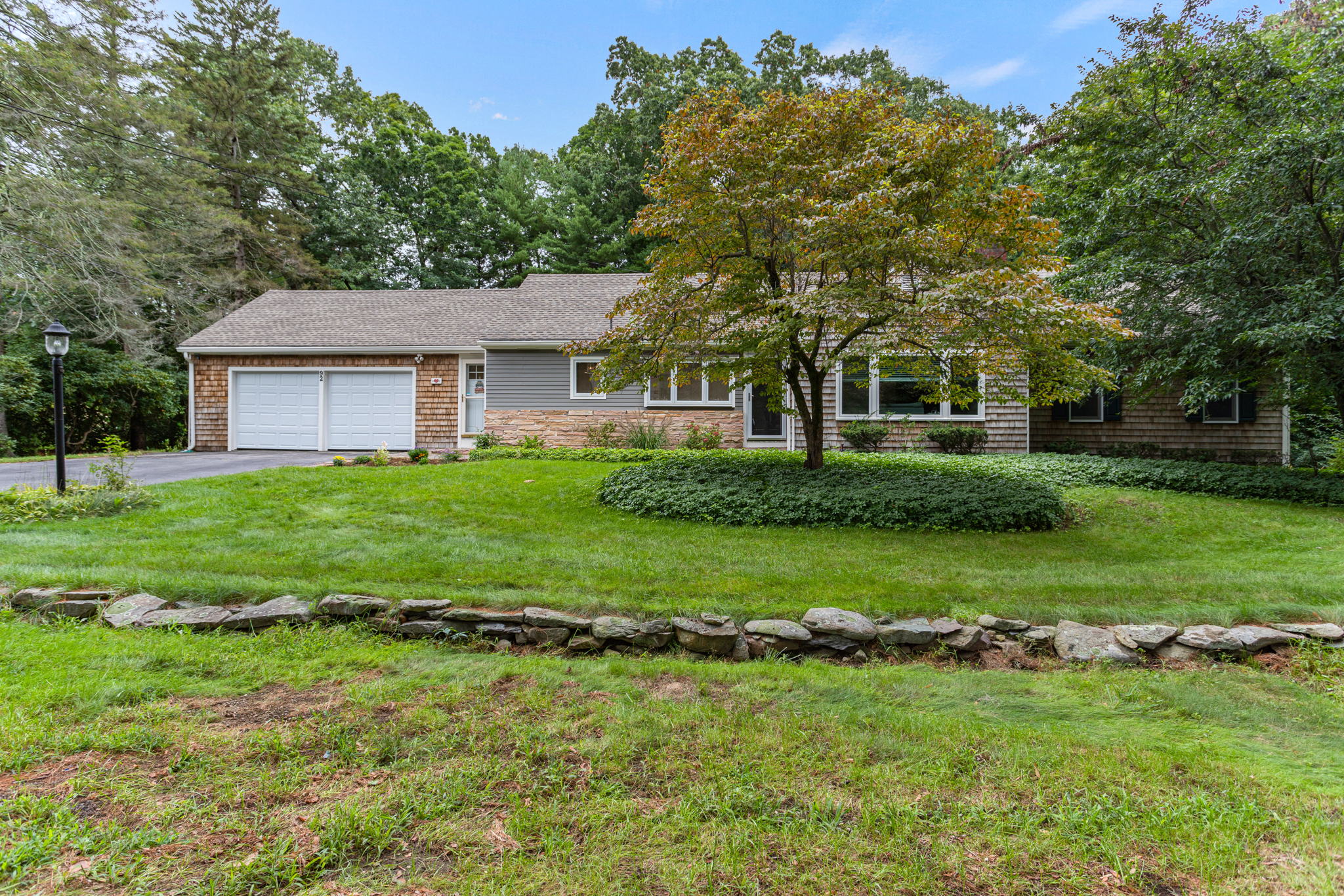 1-web-or-mls-92 Norlen Park Hi Res-25