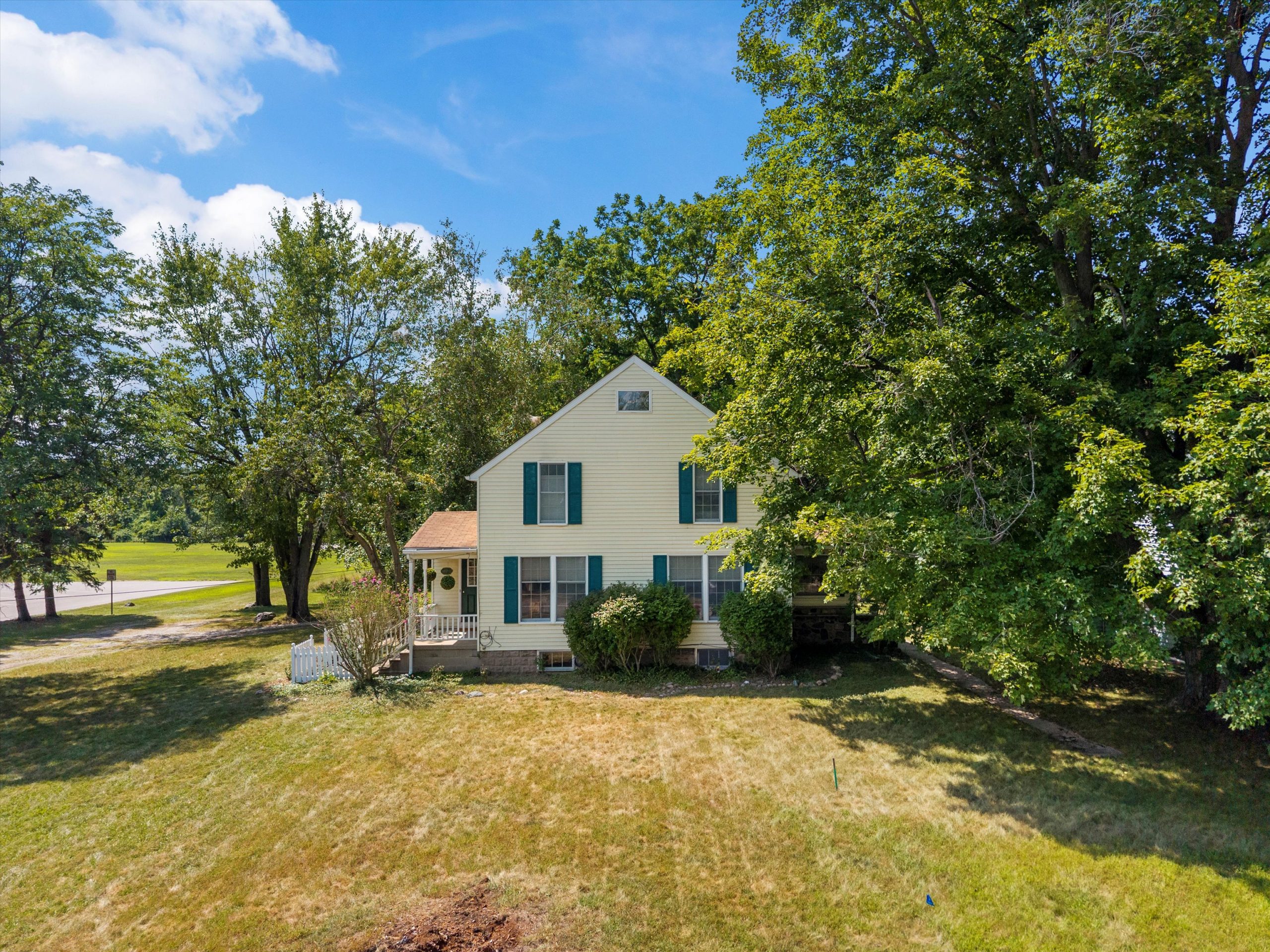 618 Grant St., Chelsea, MI 48118