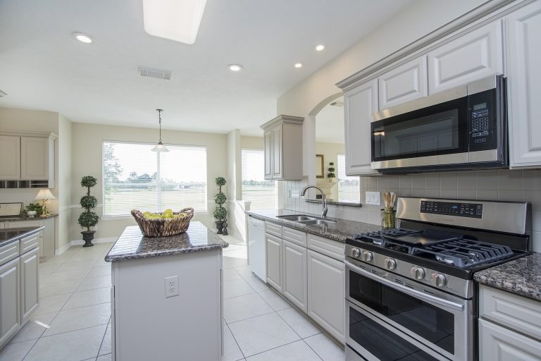 30 Remington Park Katy, TX 77493 Einarsson Properties