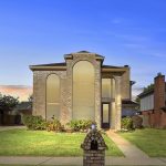 1914 Hickory Lawn Drive Houston TX 77077 - font feature