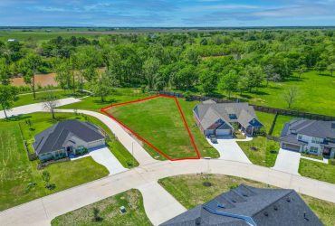Prime Brazos River Lot in Weston Lakes – 3303 Whispering Pecans Dr