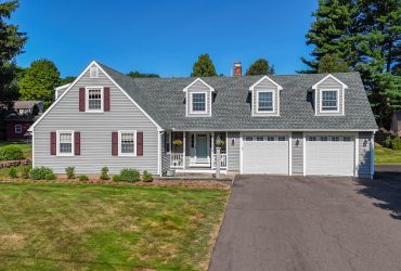 Expanded 6-BR Cape Home In Farmington’s End!