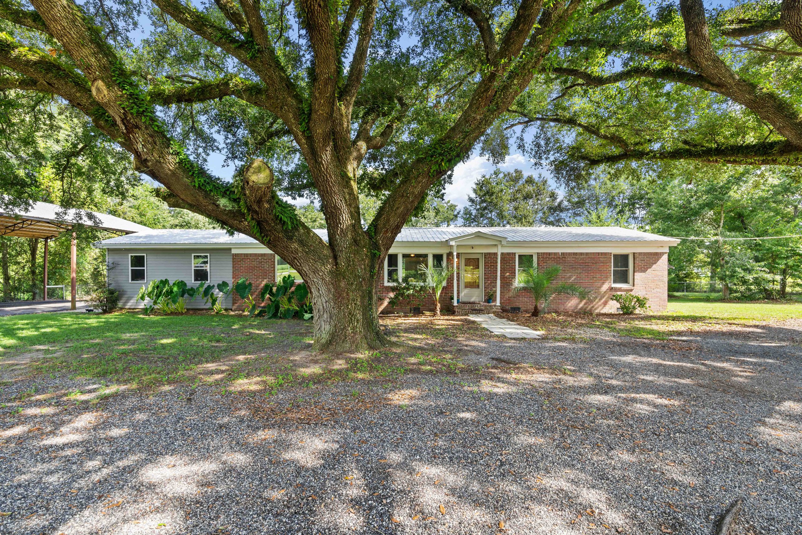 23747 County Rd 64 Robertsdale