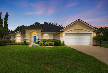 Elegant 4BR/2BA Home — Bamboo Floors, .33‑Acre Garden Oasis with Pergolas