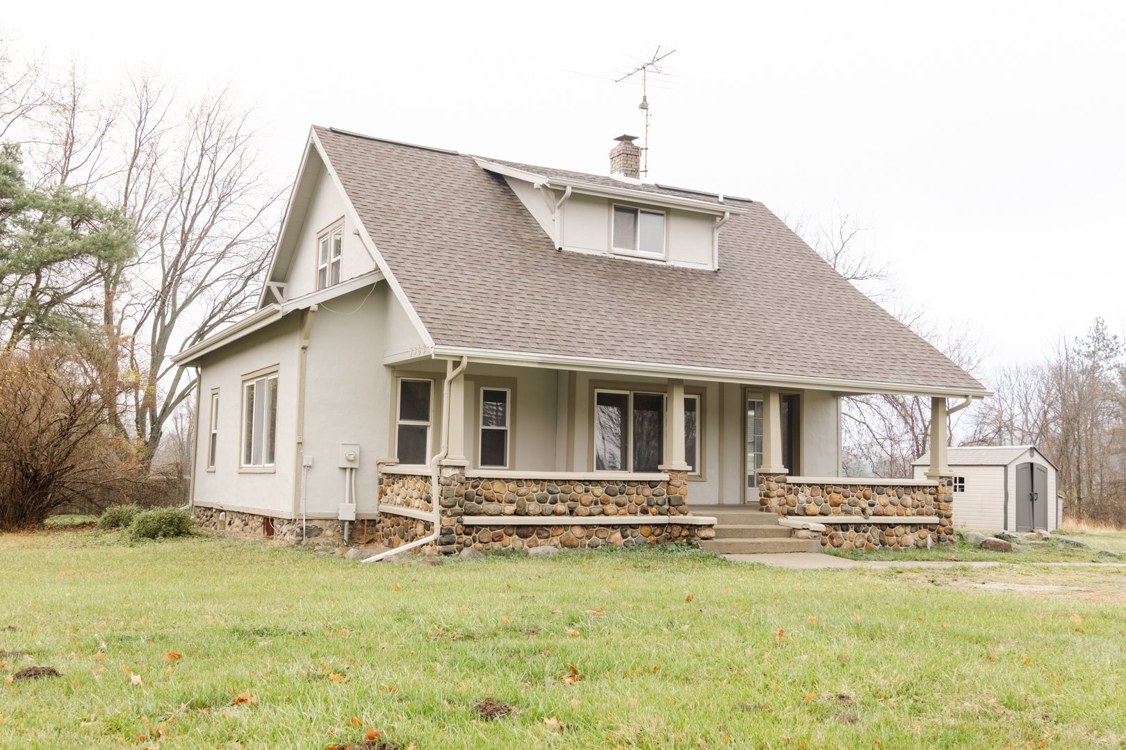 House Near Left Angle