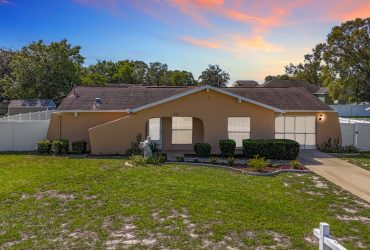 SOLD – Charming Oasis in Spring Hill, Florida