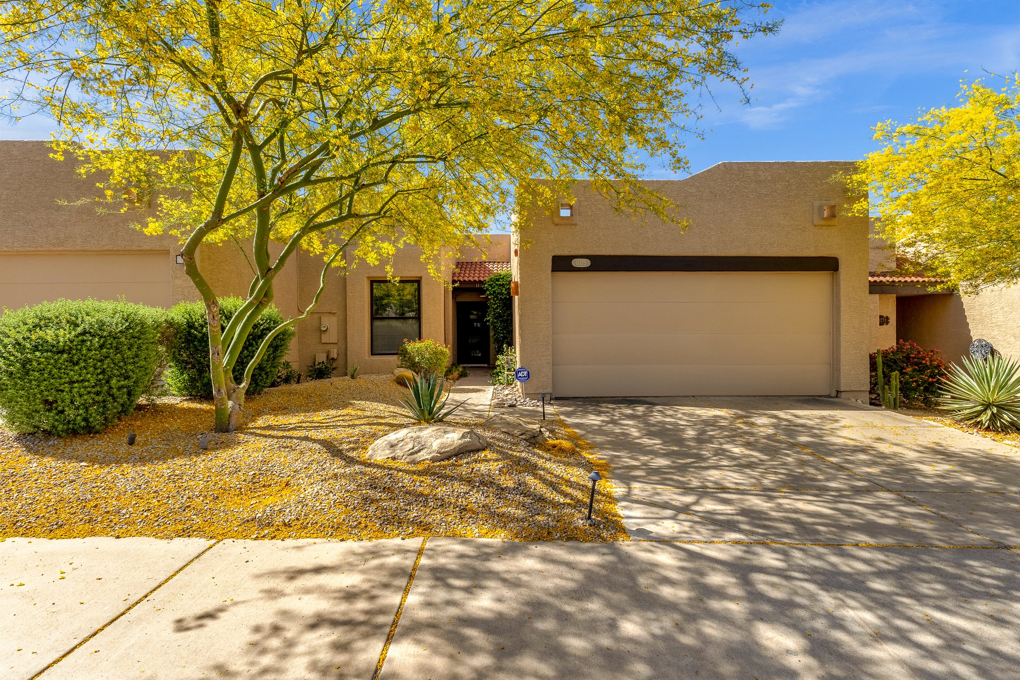 2-web-or-mls-11775-e-becker-ln