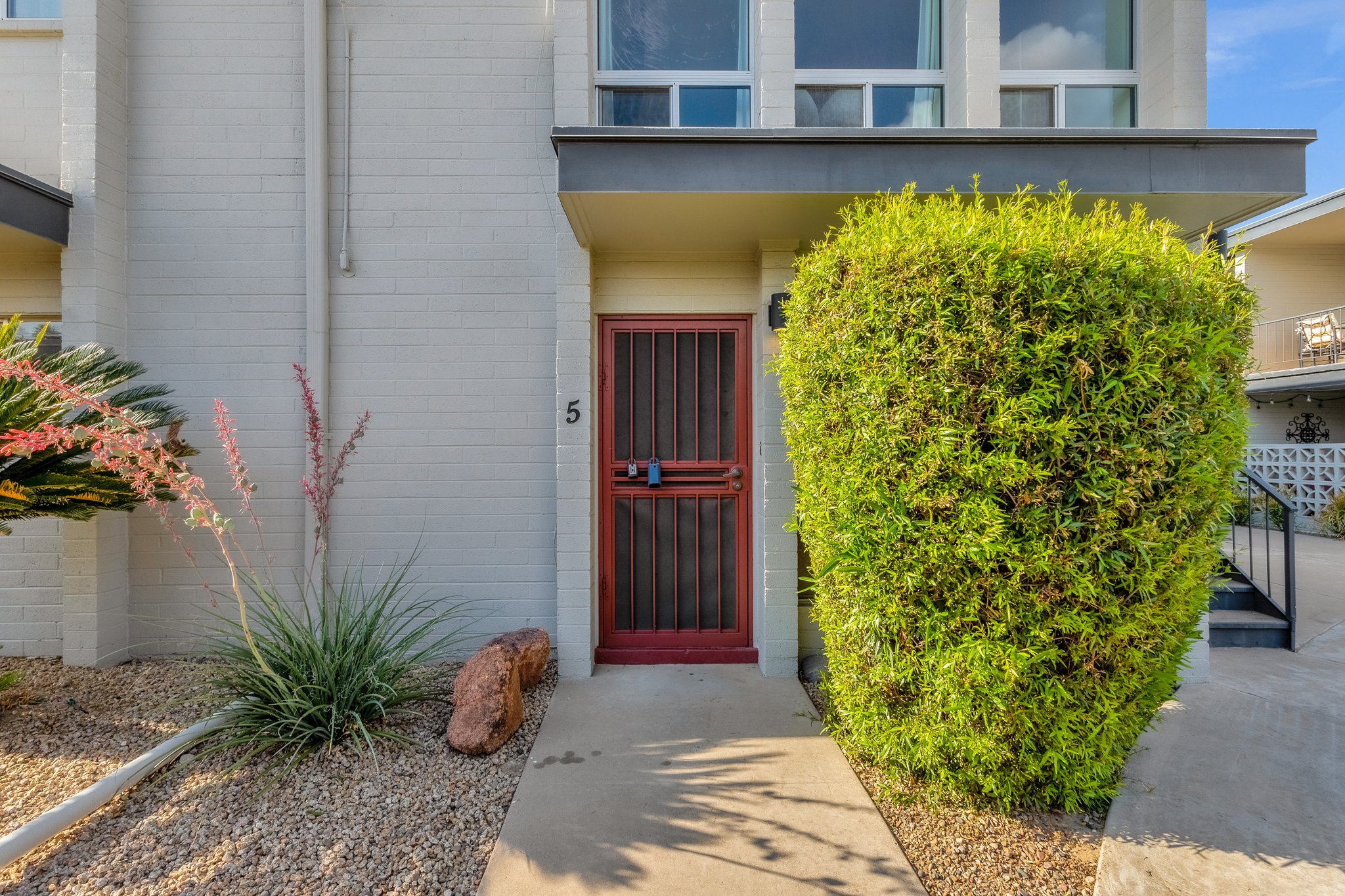 5-web-or-mls-7319-e-northland-dr-5